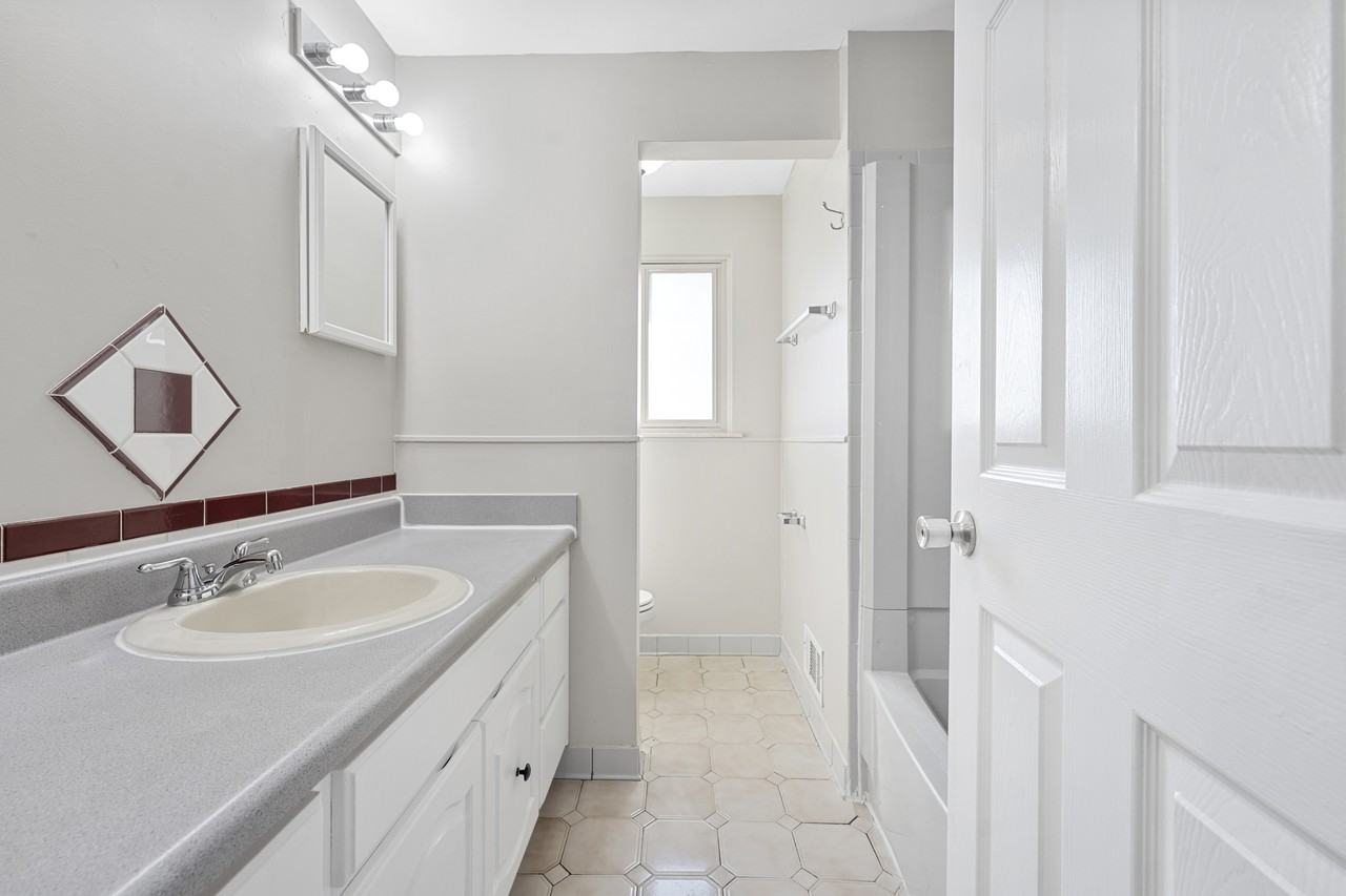 4290 Norwood Dr #1 - Photo 6 of 17