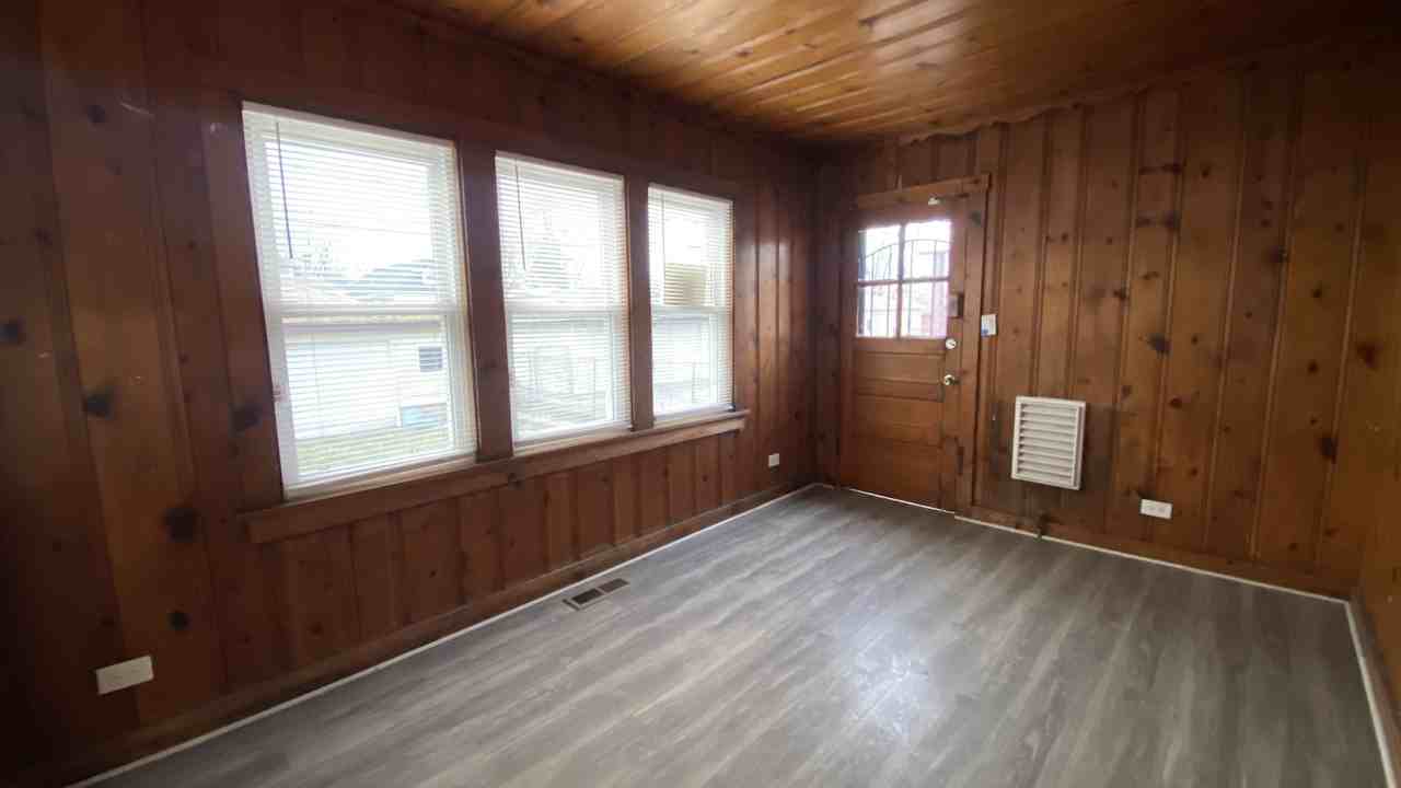 10016 S Morgan St #1 - Photo 5 of 12