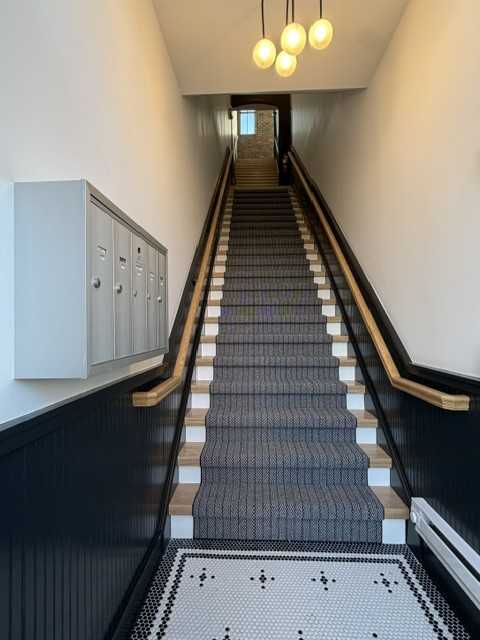 4042 Broad St - Photo 2 of 12