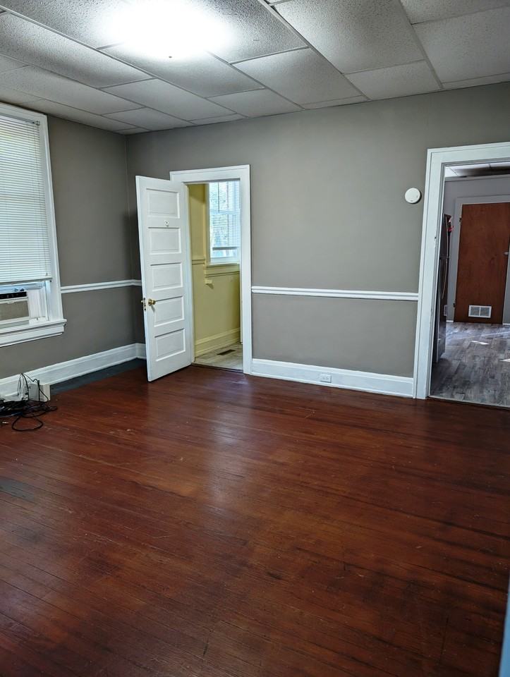 1713 Nash St Nw #A - Photo 6 of 7