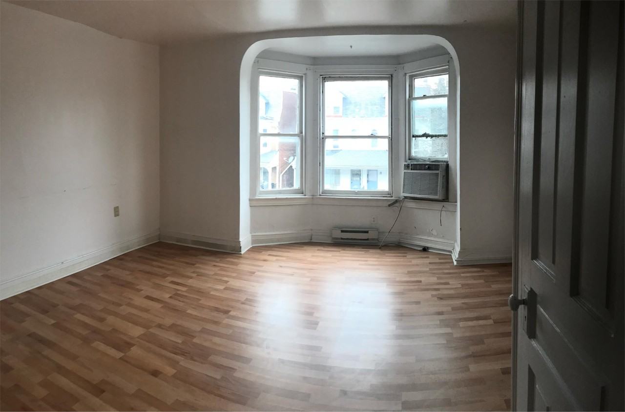 556 Pennsylvania Ave #2 - Photo 5 of 7