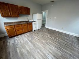 featured image of 1015 Ferry St