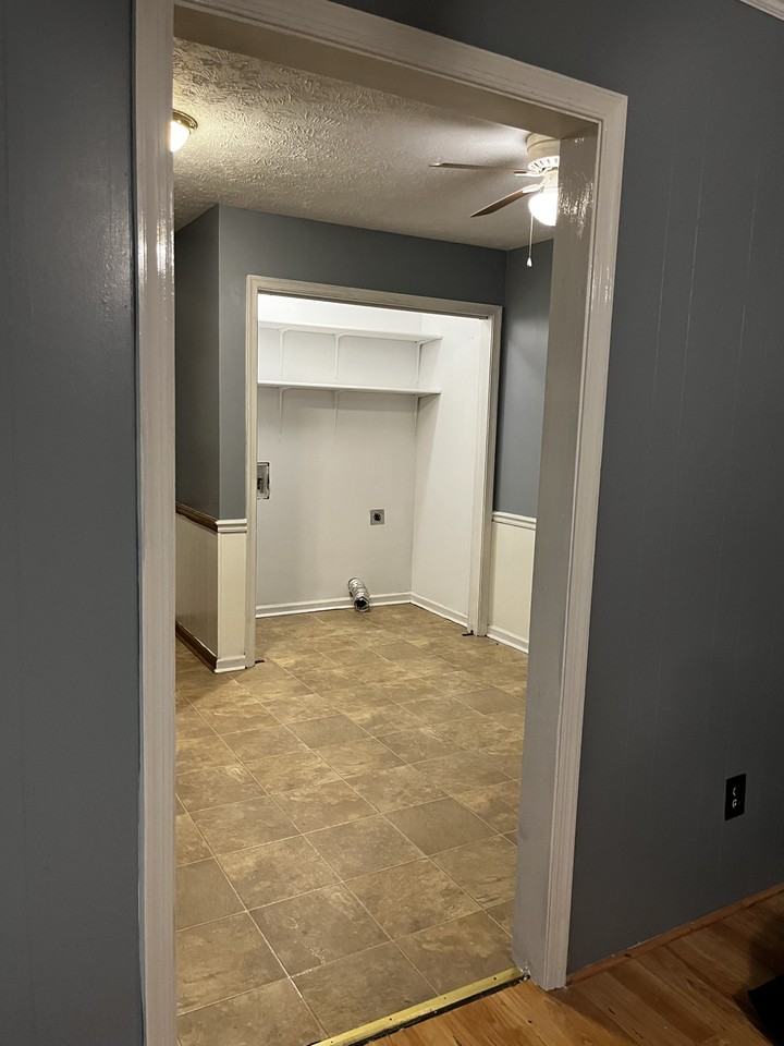 126 Deerfield Rd #126 - Photo 6 of 17