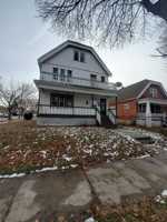 featured image of 2203 W Melvina St