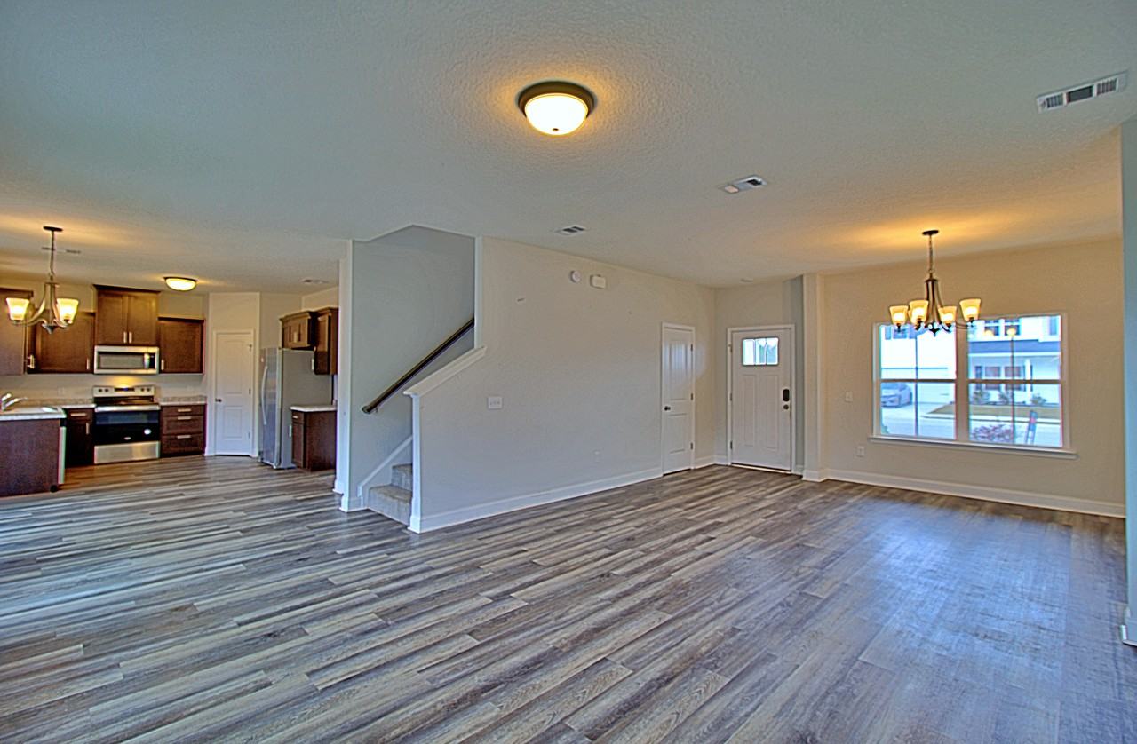 430 Rutledge Dr #1 - Photo 4 of 30