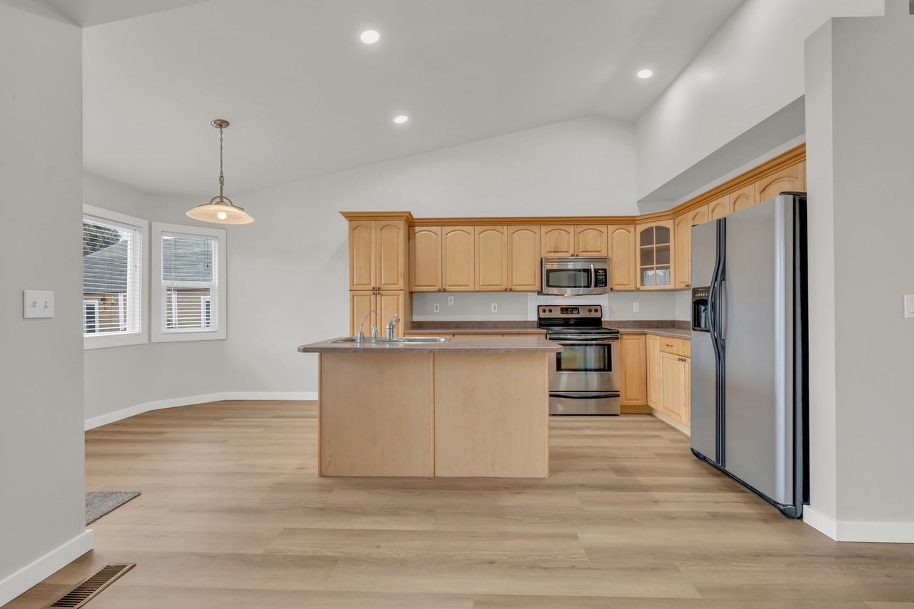 5651 S Nasturtium Pl #1 - Photo 7 of 22