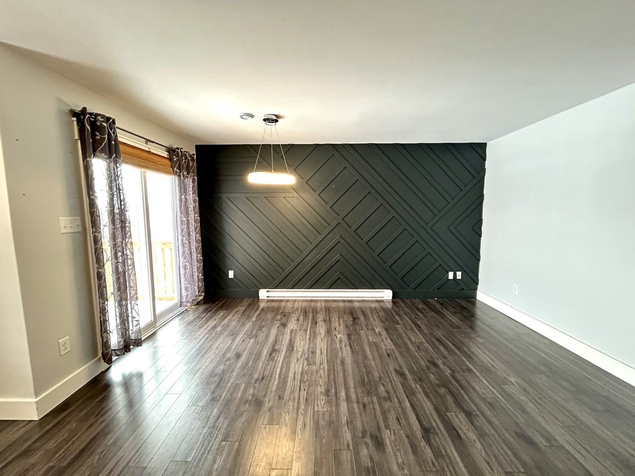 4 Guernsey Pl #4 - Photo 3 of 10