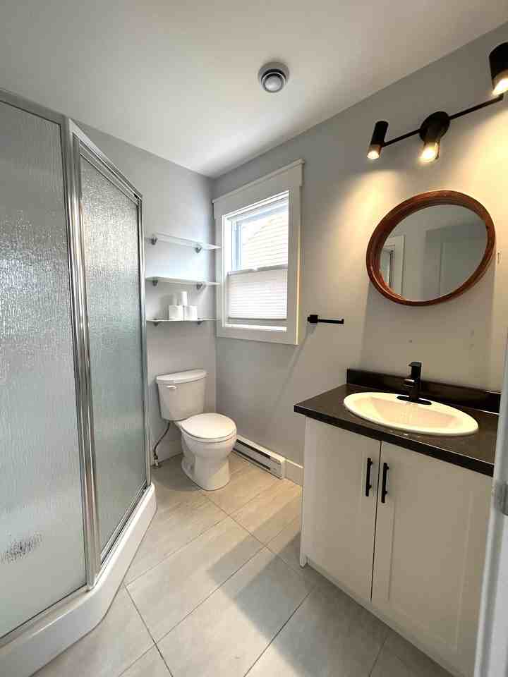 4 Guernsey Pl #4 - Photo 7 of 10