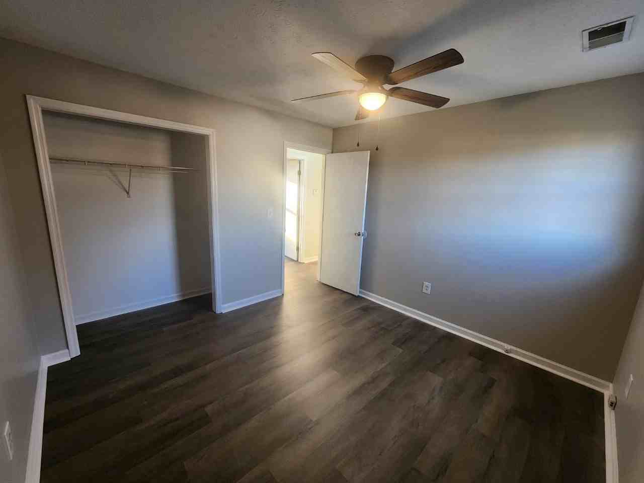 132 Cardinal Dr #1 - Photo 4 of 9