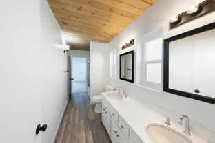 215 Fern St - Photo 1 of 1