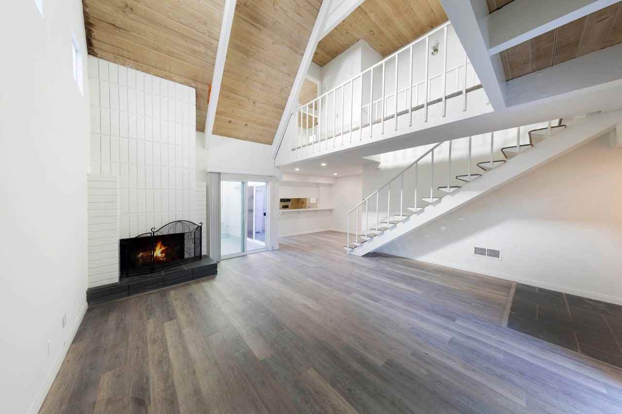 215 Fern St - Photo 4 of 16