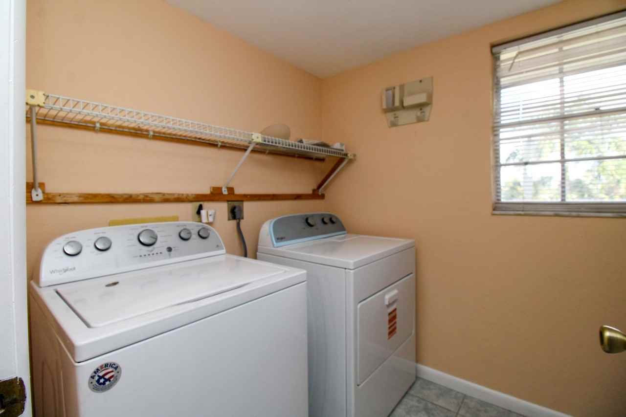 4300 Gulfstream Dr #2D - Photo 5 of 31