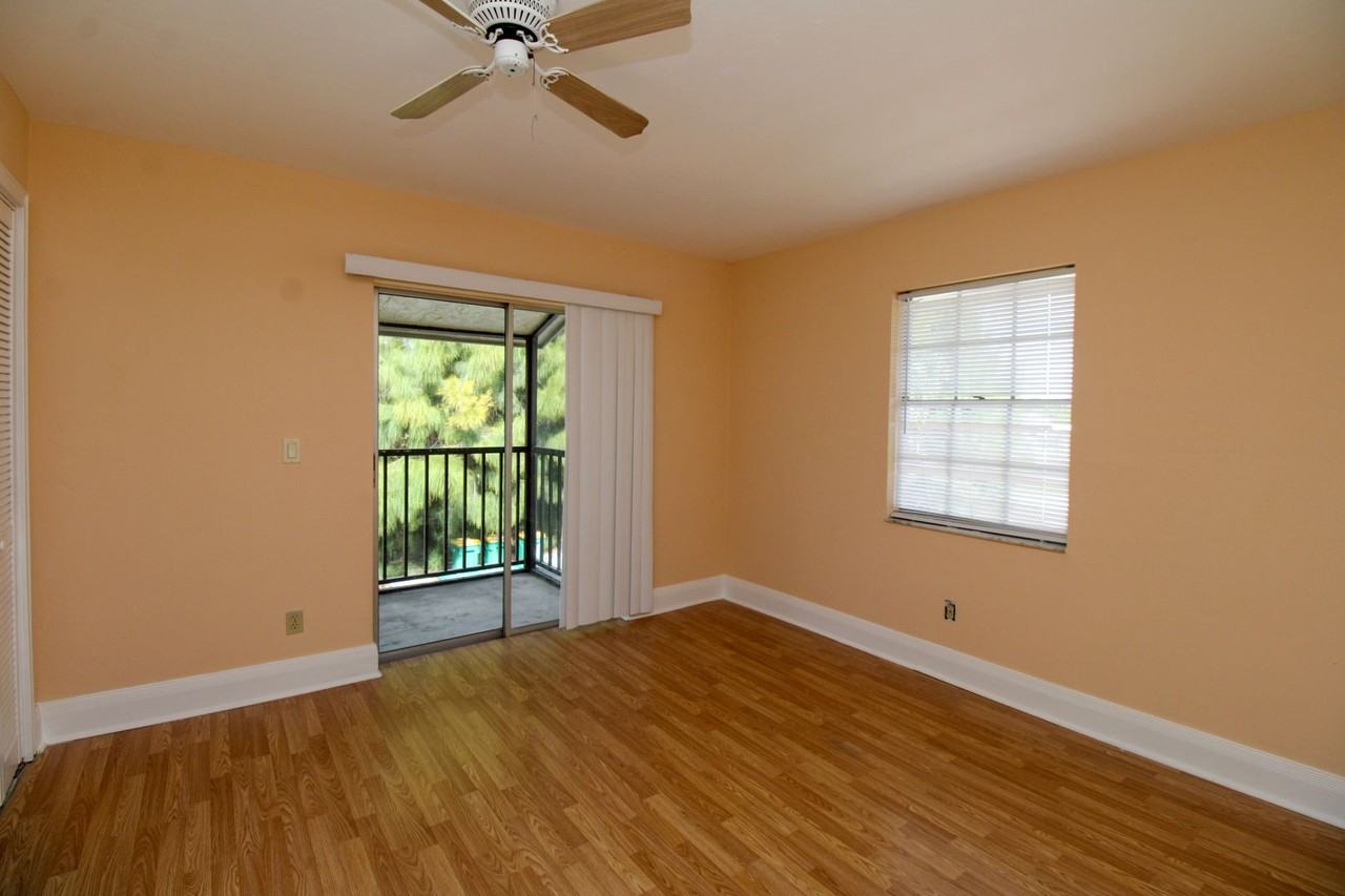 4300 Gulfstream Dr #2D - Photo 6 of 31