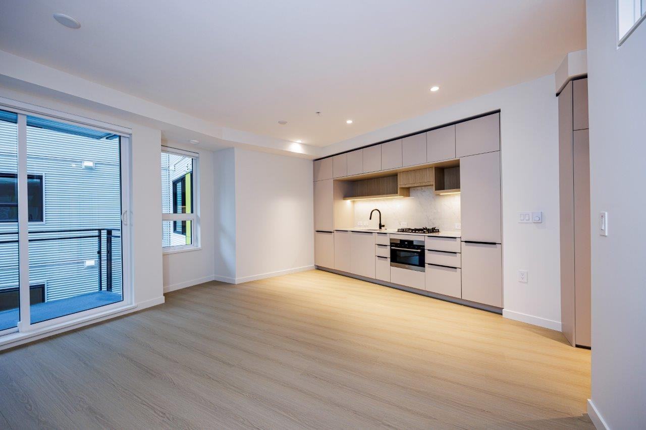 125 Albert Street #323 - Photo 5 of 24