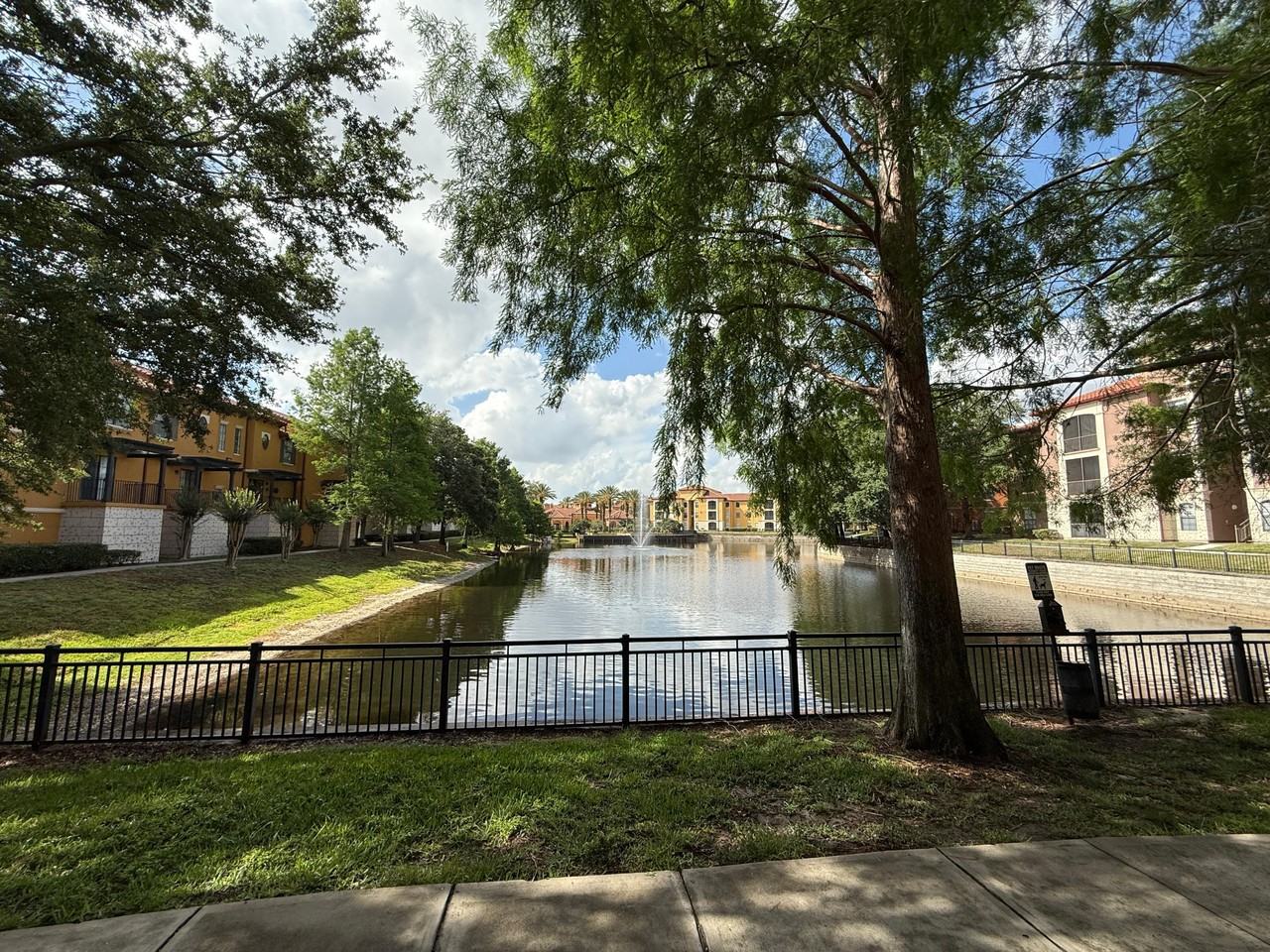 6137 Metrowest Blvd #208 - Photo 4 of 11