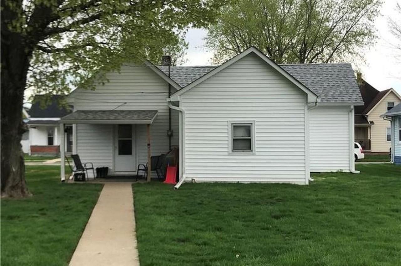 734 Main St - Photo 4 of 4