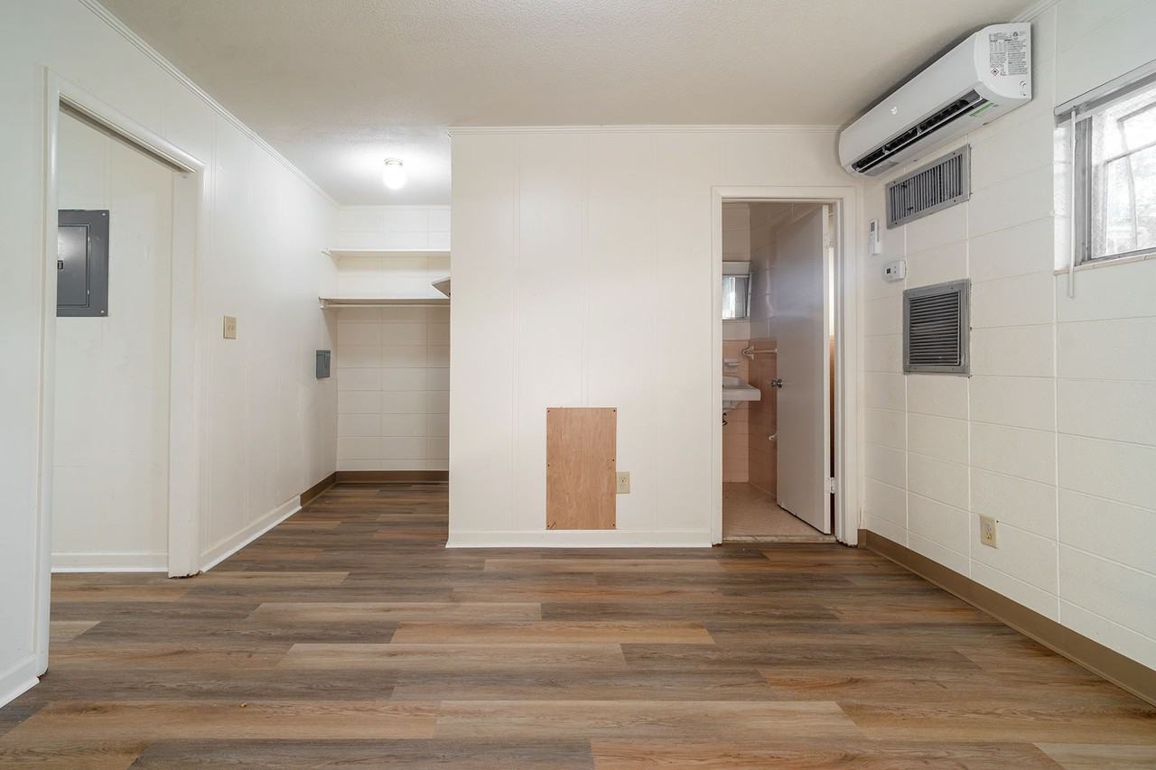 1312 #1312-3 - Photo 7 of 10