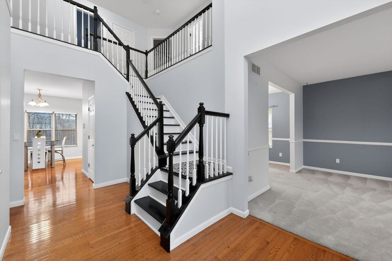 6415 Evergreen Ct - Photo 4 of 31