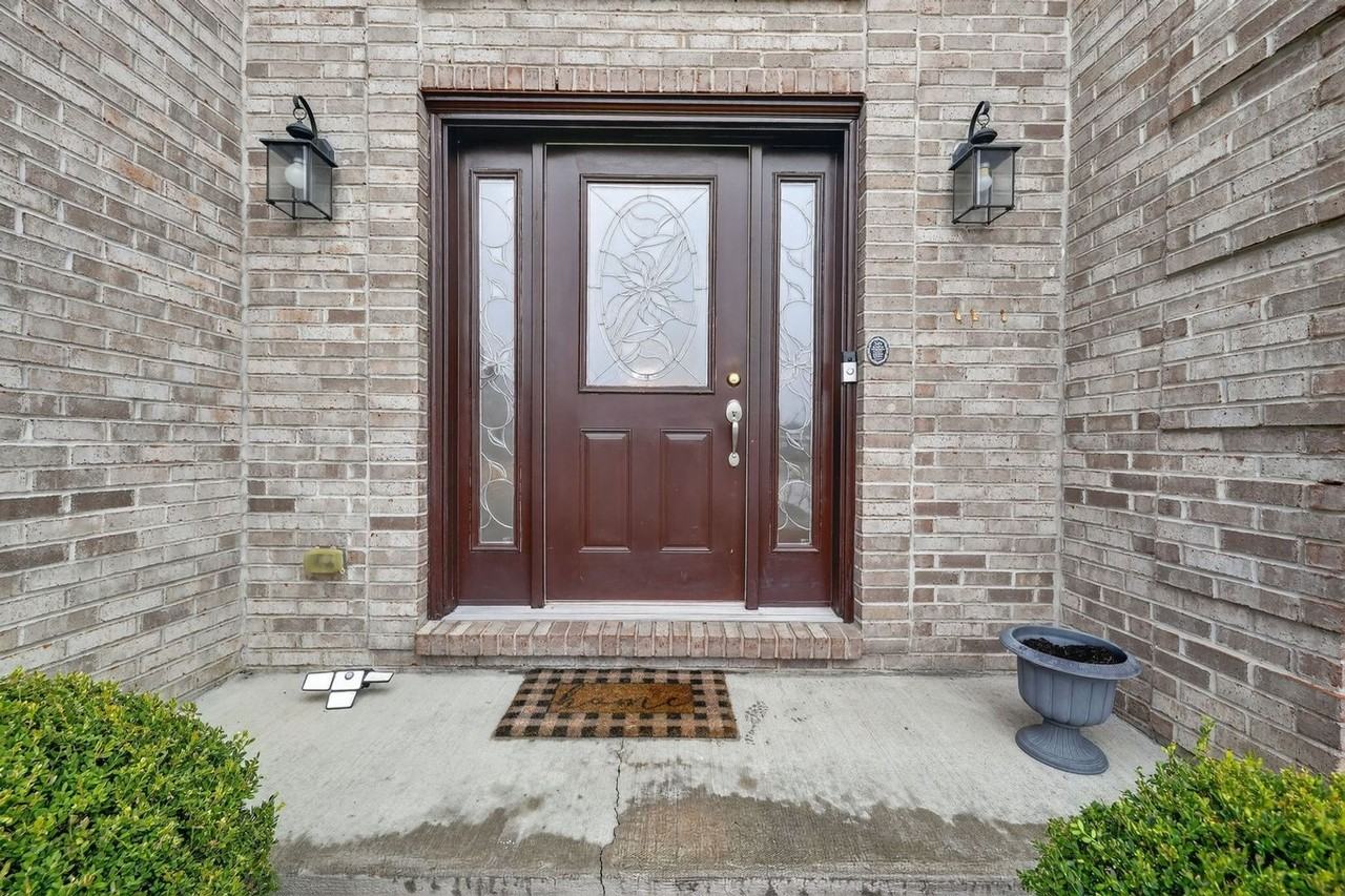 6415 Evergreen Ct - Photo 5 of 31