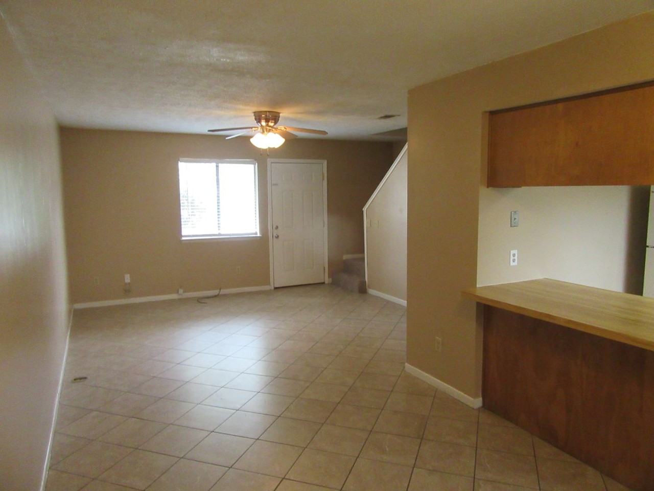 830 West St - Photo 5 of 22