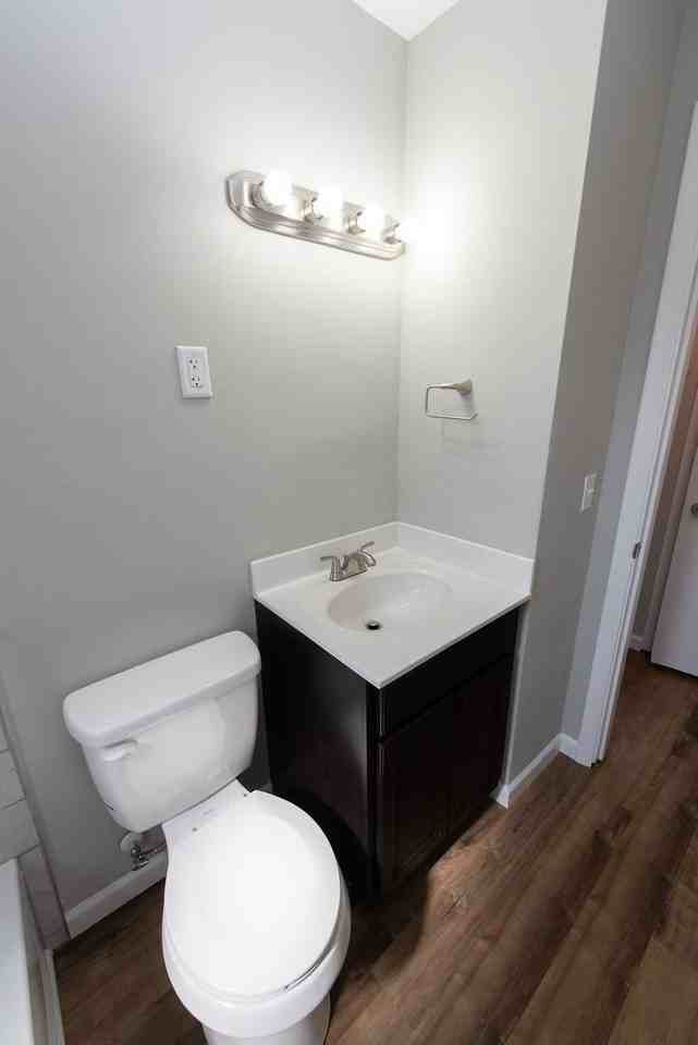 4755 Hardwick Dr - Photo 7 of 37