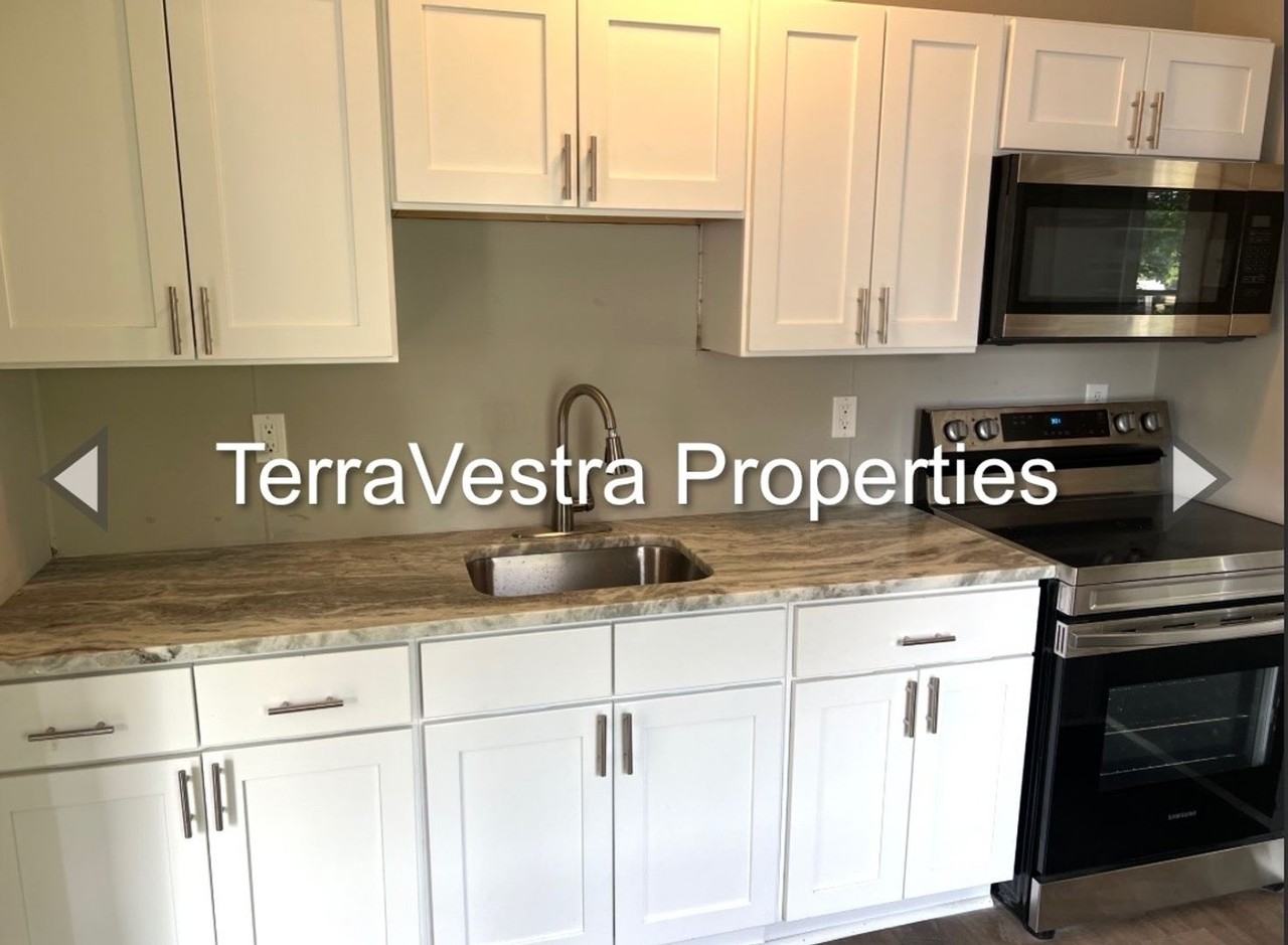 325-327 N Broad St - Photo 4 of 29