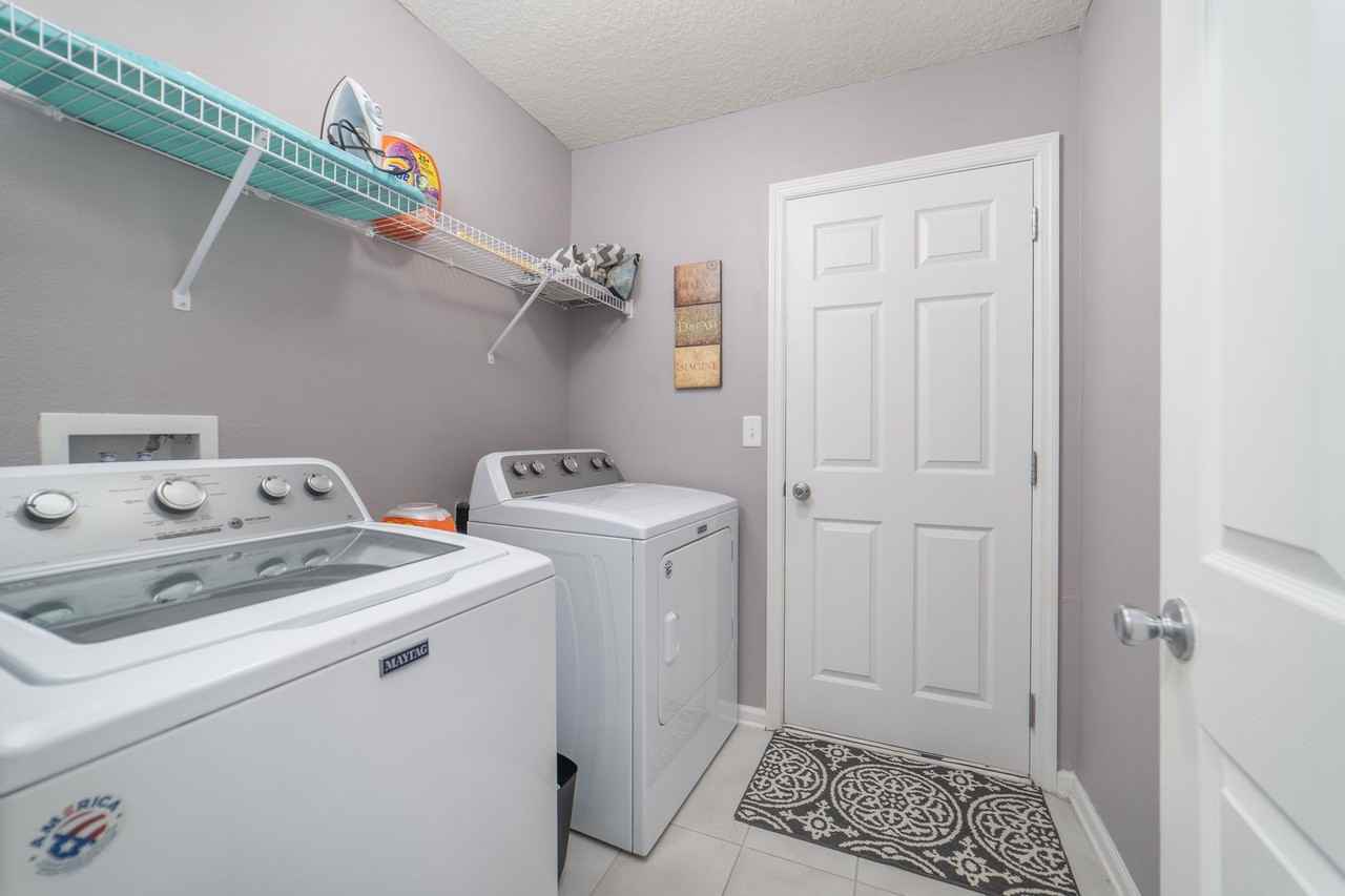 14575 Needham Dr - Photo 2 of 15