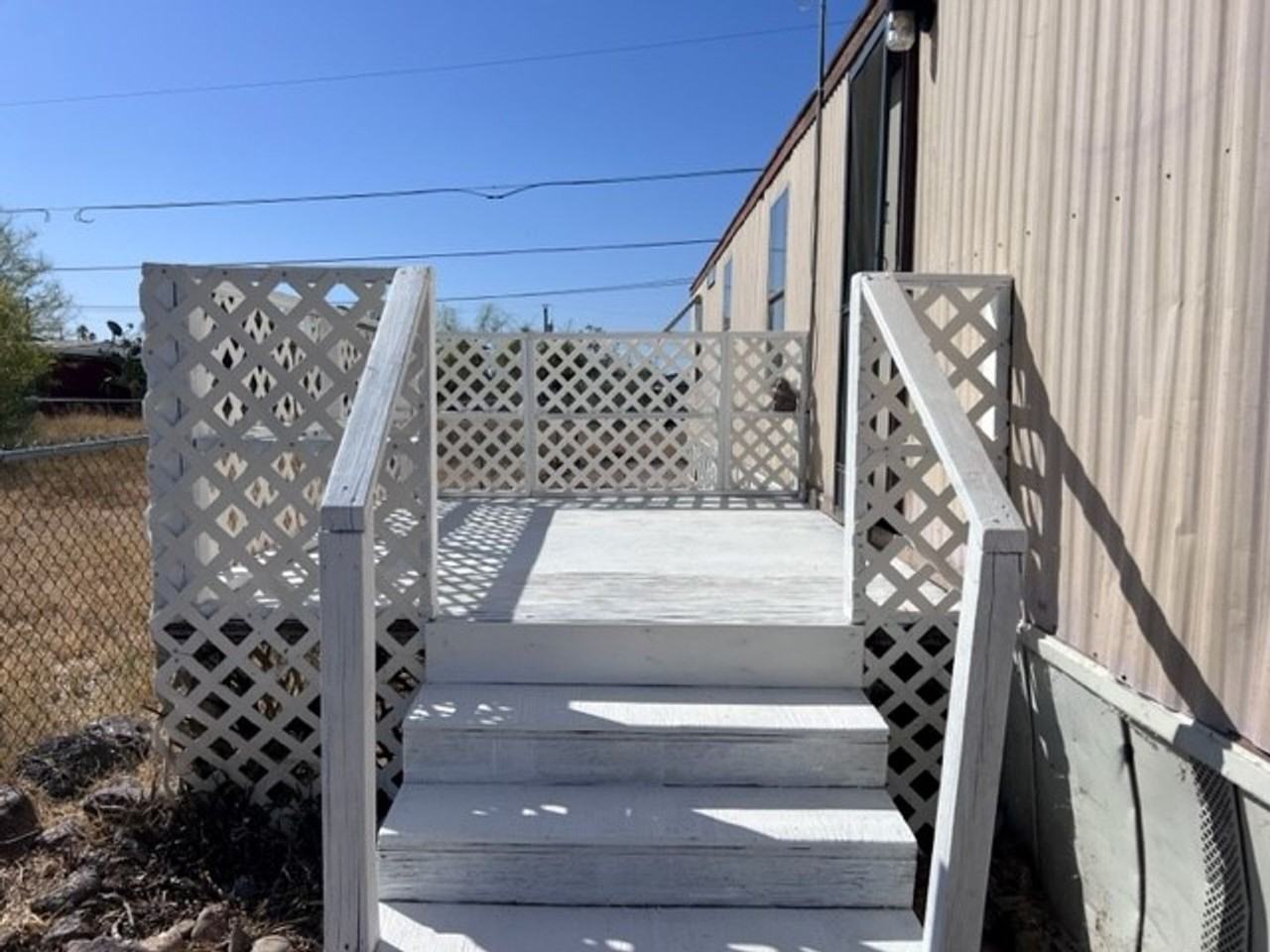 2102 Hermosa Dr - Photo 4 of 23