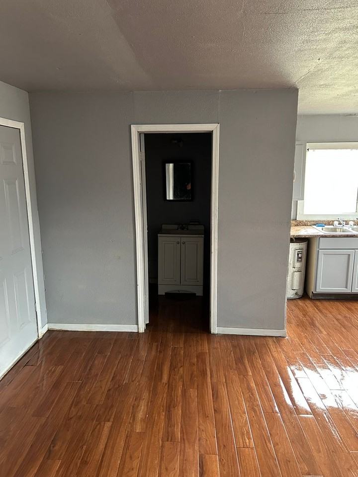 6431 W Canal Blvd #B - Photo 3 of 5