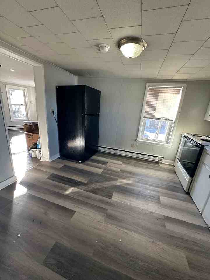 127 Schoolhouse Rd - Photo 4 of 19