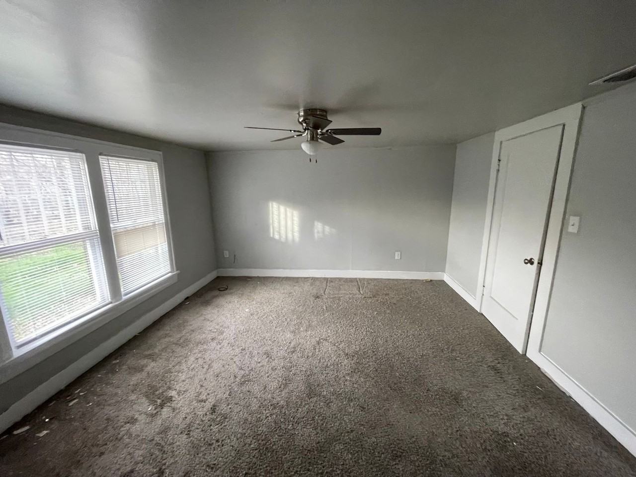 1534 Chestnut St - Photo 2 of 15