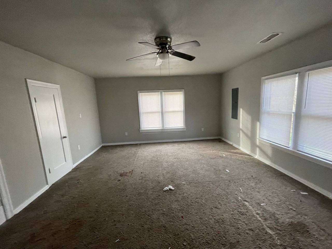 1534 Chestnut St - Photo 3 of 15