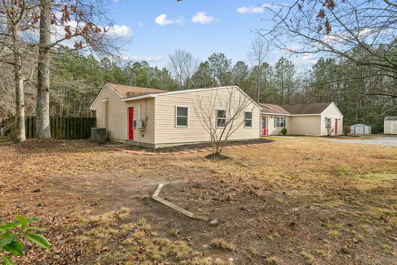 8157 Sheffield Dr - Photo 3 of 50