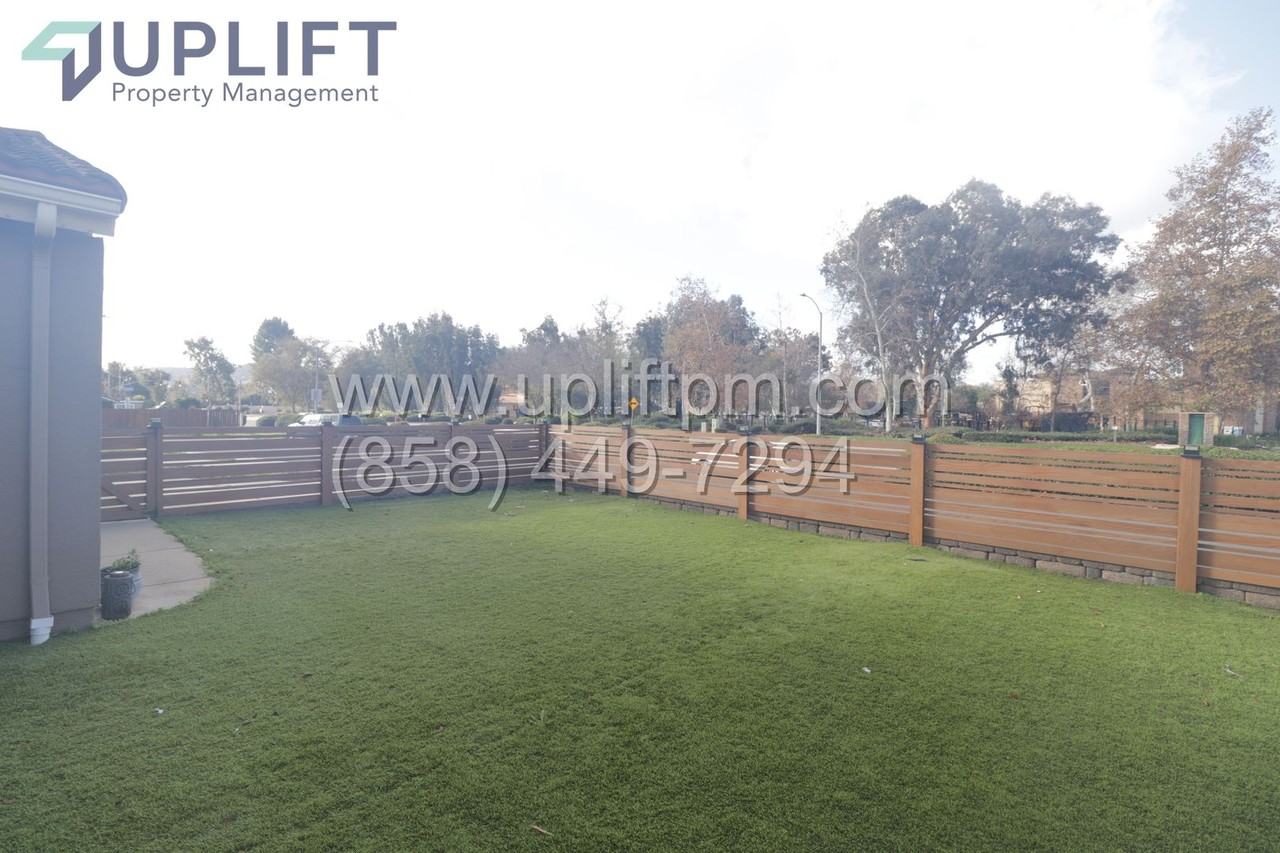 9429 Calle Del Lago - Photo 2 of 22