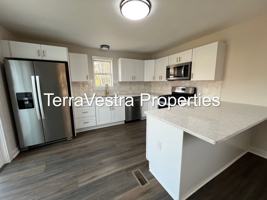 featured image of 100 Jerrys Ave