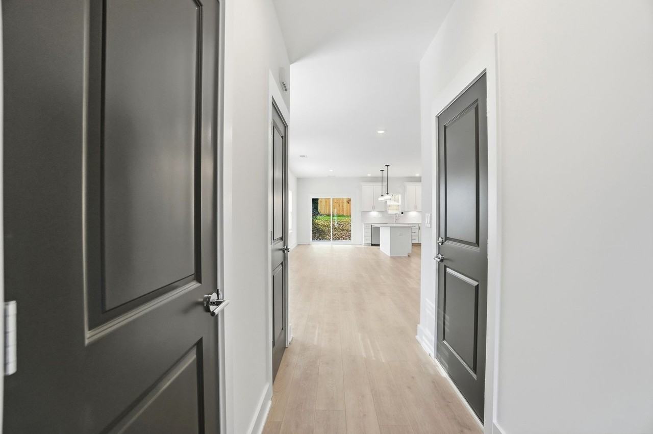 3941 Tillman Rd - Photo 4 of 50