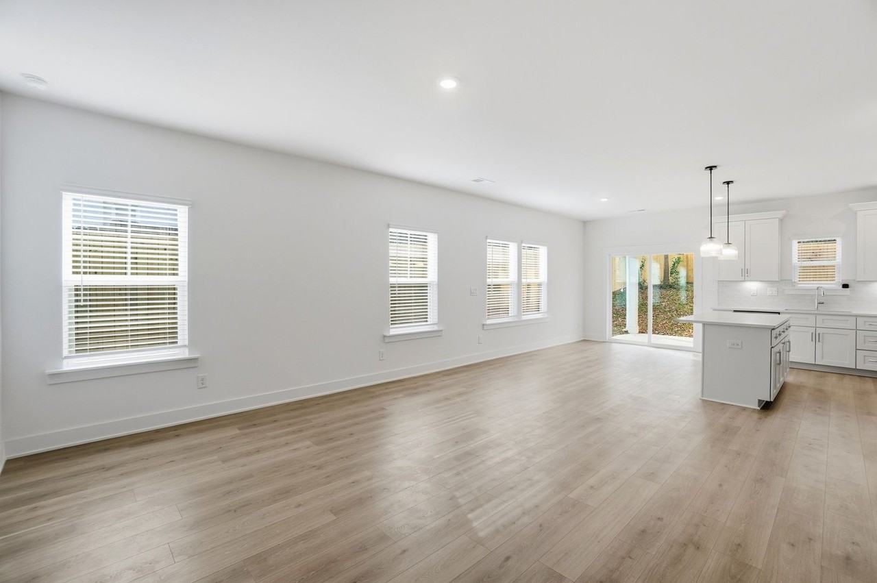 3941 Tillman Rd - Photo 7 of 50