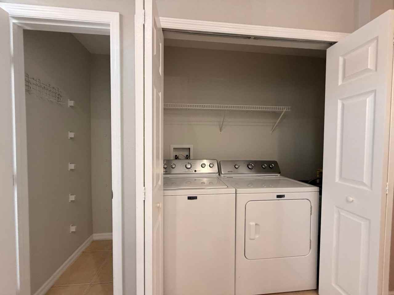 14421 Vashons Way - Photo 3 of 34