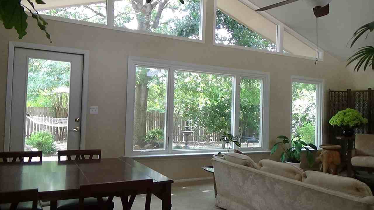 8310 Hastings - Photo 2 of 7