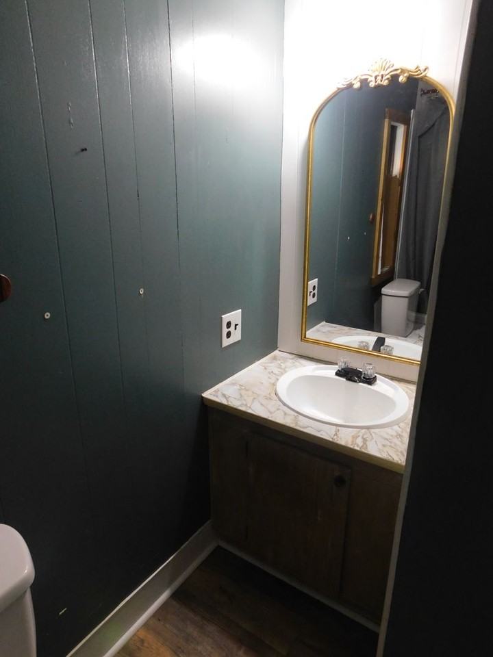 858 Wellfield Rd - Photo 2 of 11