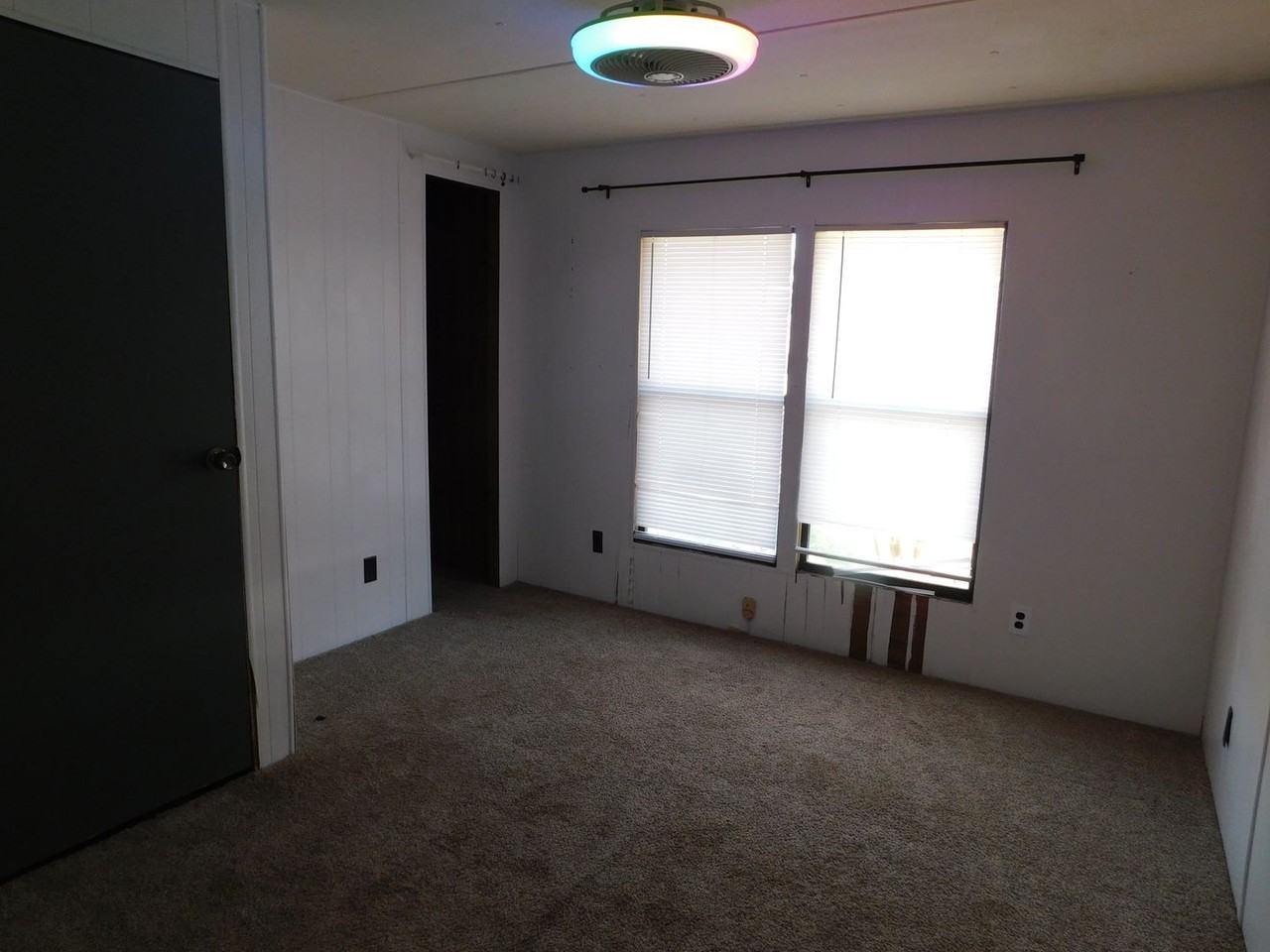 858 Wellfield Rd - Photo 4 of 11