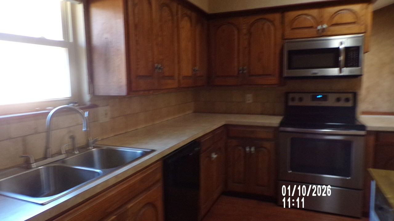 16 Nw 59th St - Photo 7 of 36