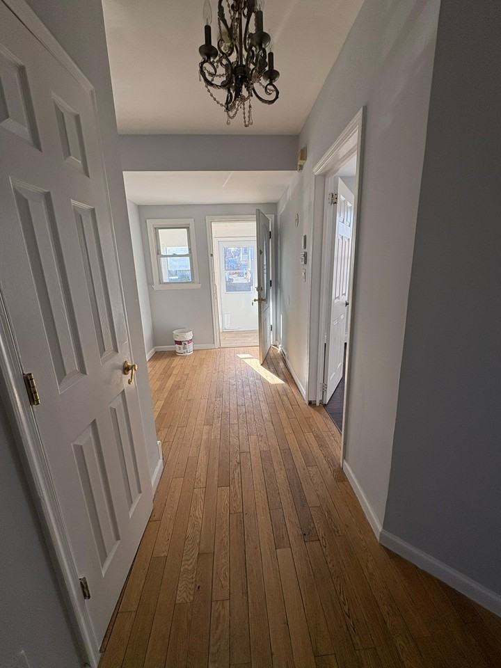 451 Alden St - Photo 3 of 4