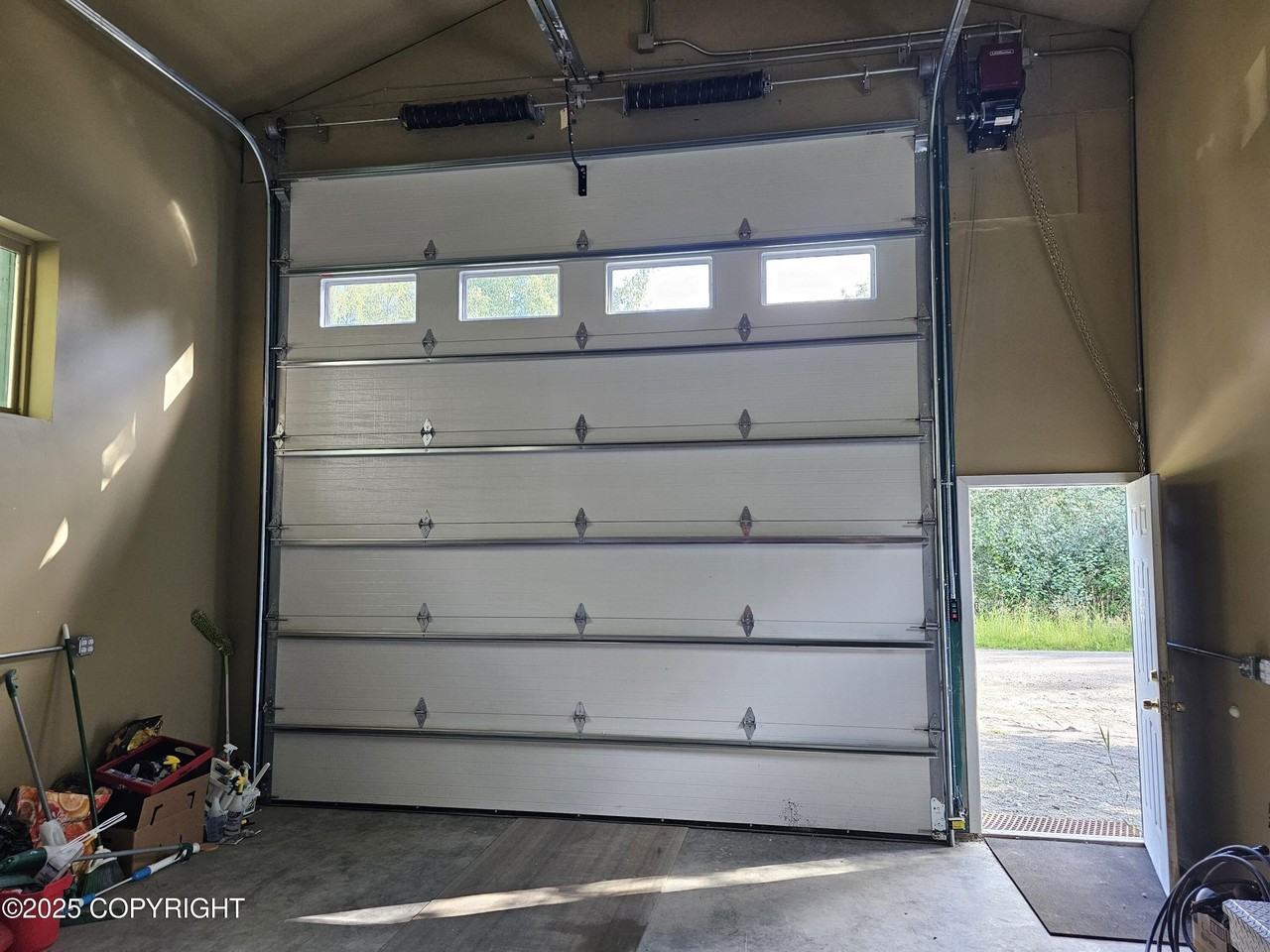 11211 W Milkyway Ln - Photo 2 of 8