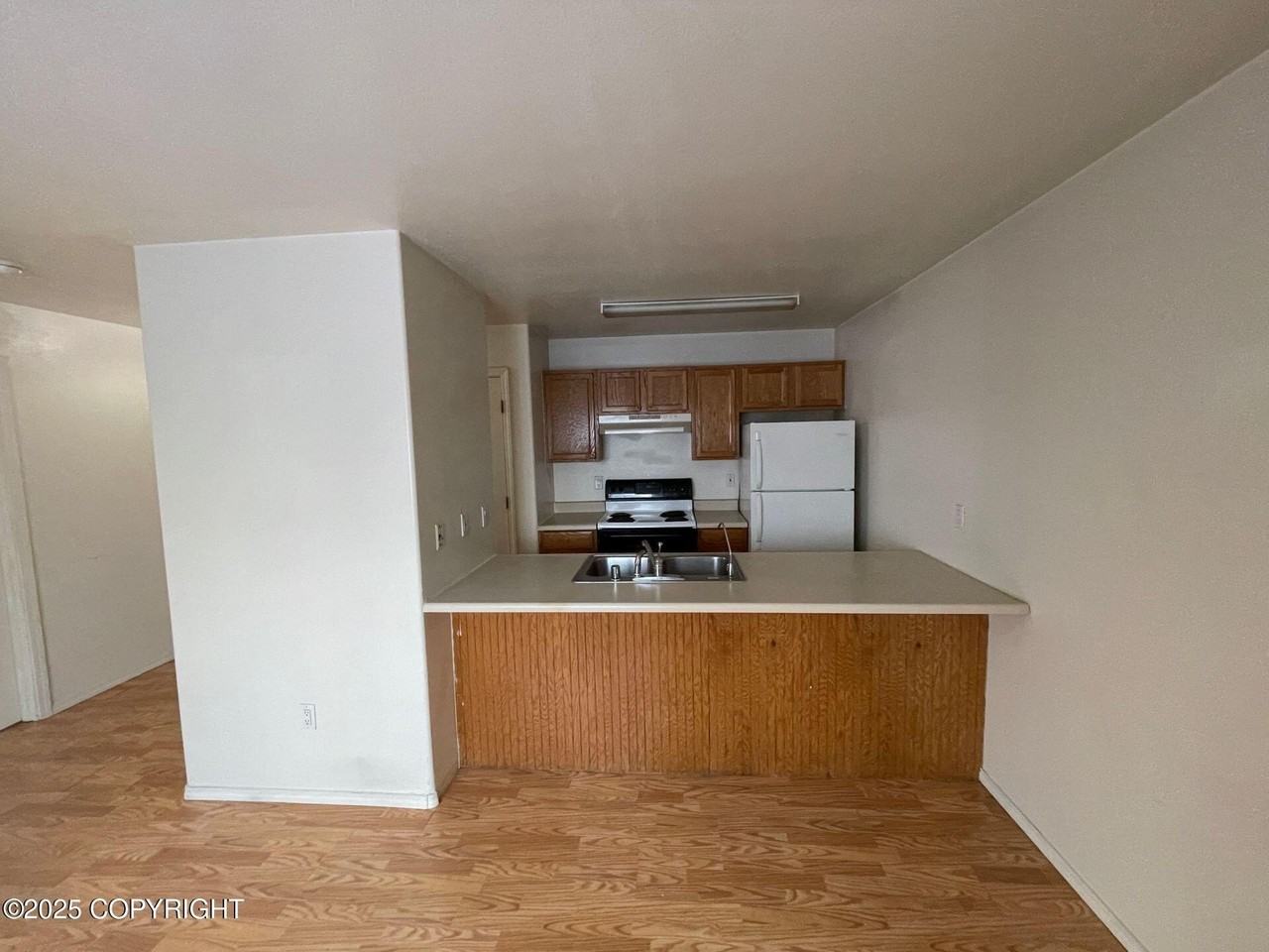 2651 E Quiet Cir #D2 - Photo 5 of 11