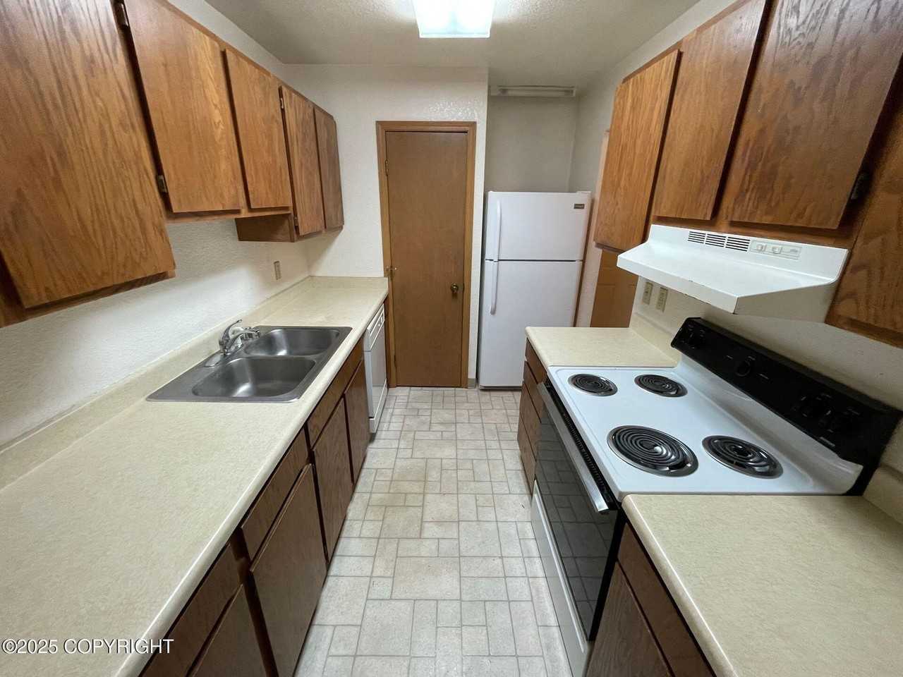 340 E Palmer Wasilla Hwy #B9 - Photo 5 of 21