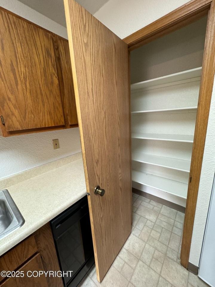 340 E Palmer Wasilla Hwy #B10 - Photo 4 of 21