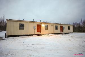 featured image of 860 S Beaver Lake Rd #B