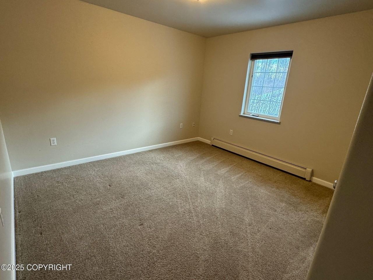 8032 W Donna Marie Ln #3 - Photo 6 of 16