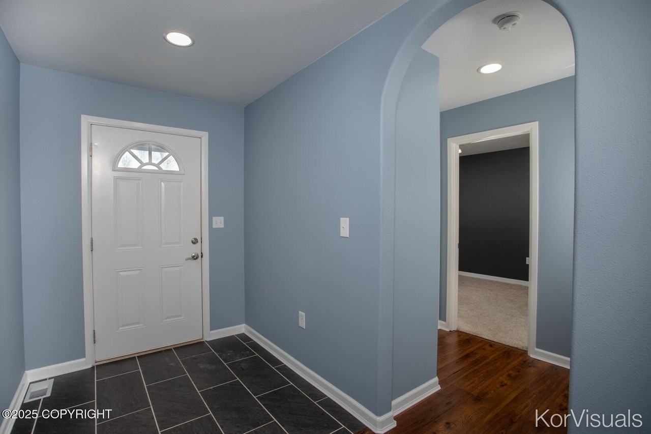 761 W Selina Ln #1 - Photo 2 of 27